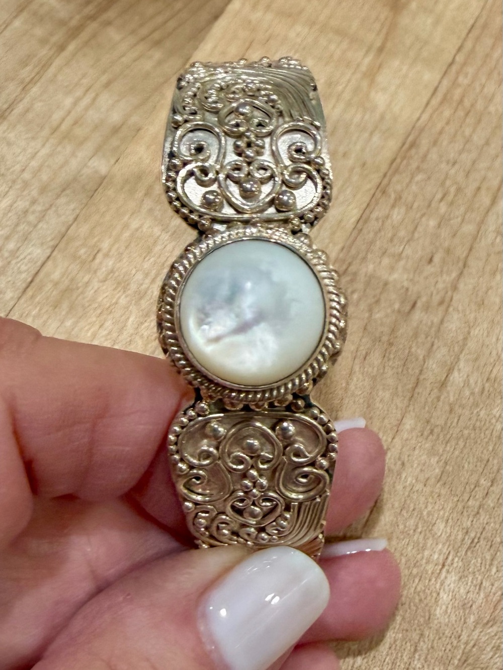 Silver-925 mother of Pearl cuff